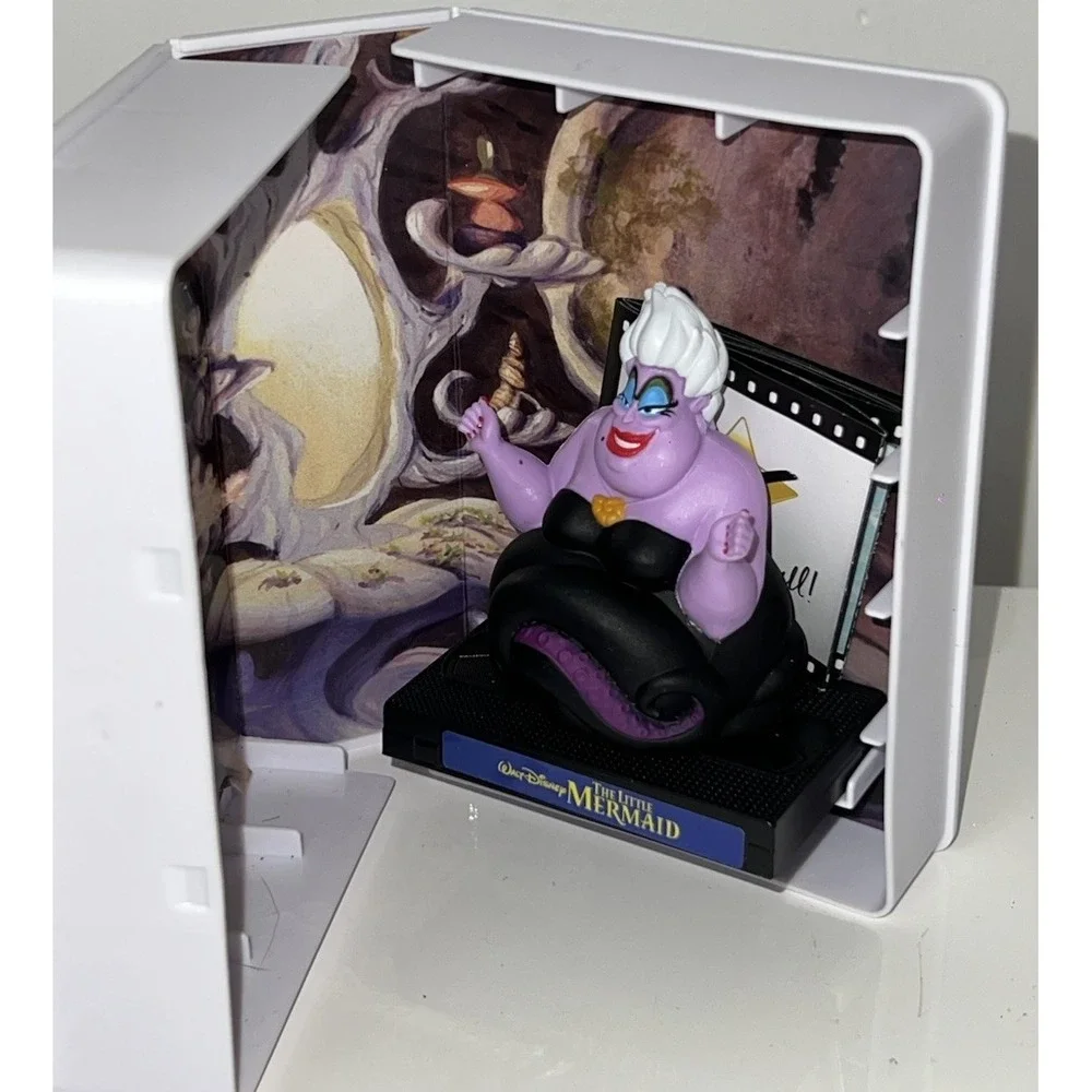 Ursula Disney Collectible Figures  From Little Mermaid (1/b36)
